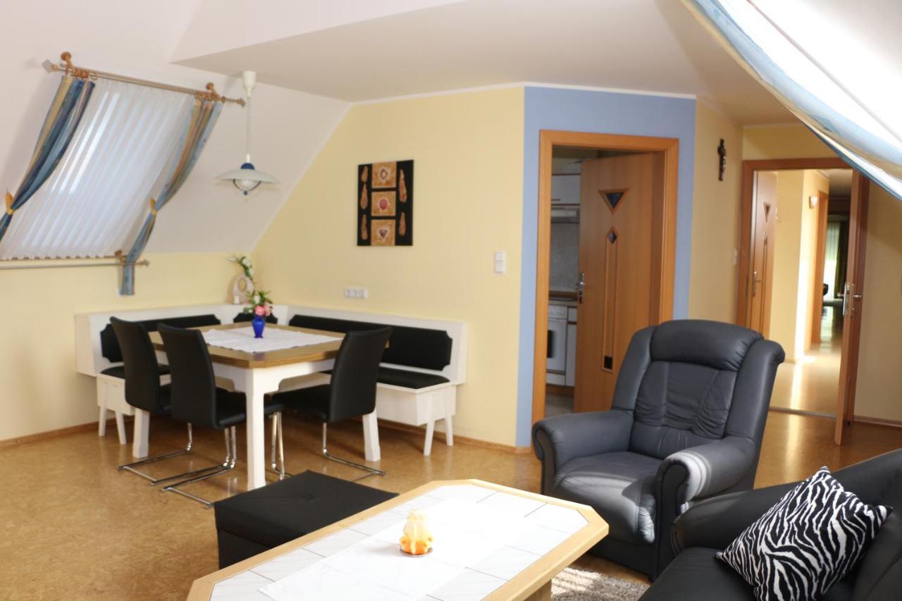 Ferienwohnung Moni Geiseldorf Exterior foto